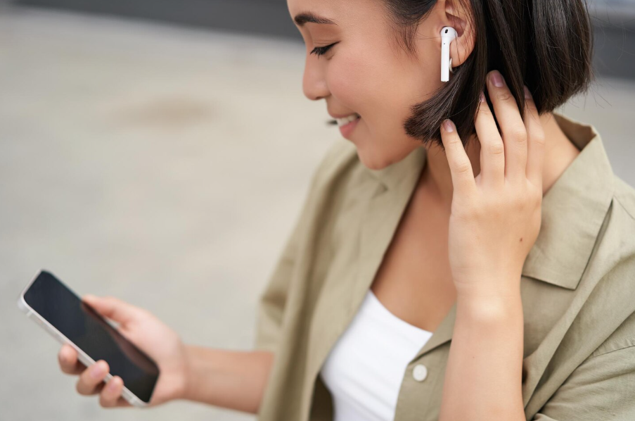 in-ear headphones, in-ear headphone development, in-ear headphone technology, wireless in-ear headphones, noise cancelling in-ear earphones, high-fidelity in-ear headphones, in-ear headphone engineering, earphone sound quality, custom in-ear monitors, in-ear headphone manufacturing